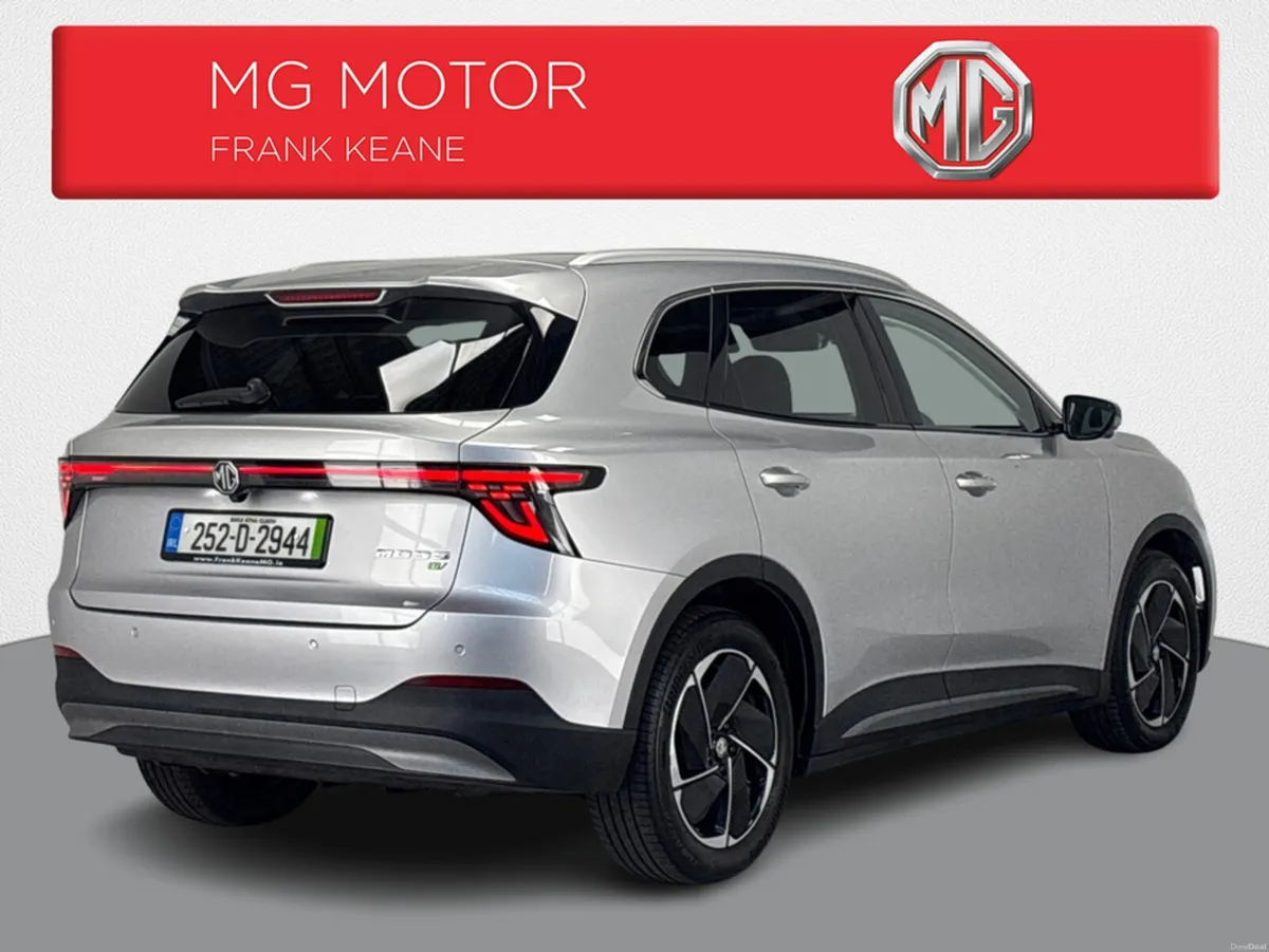 MG MGS5 E EXCLUSIVE 231PS 5DR AUTO**HEATED MULTIFU - Image 4
