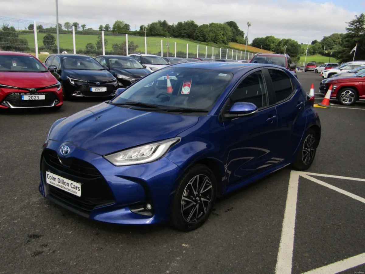 Toyota Yaris DESIGN HEV CVT - Image 5