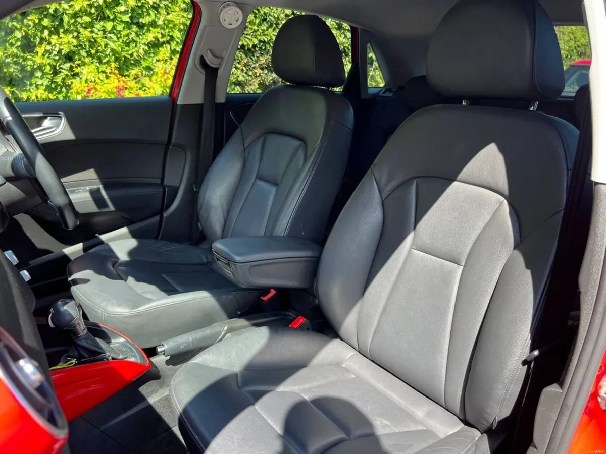 Audi A1 S-LINE PACK 1.0 TFSI AUTO // LEATHER HEATE - Image 6
