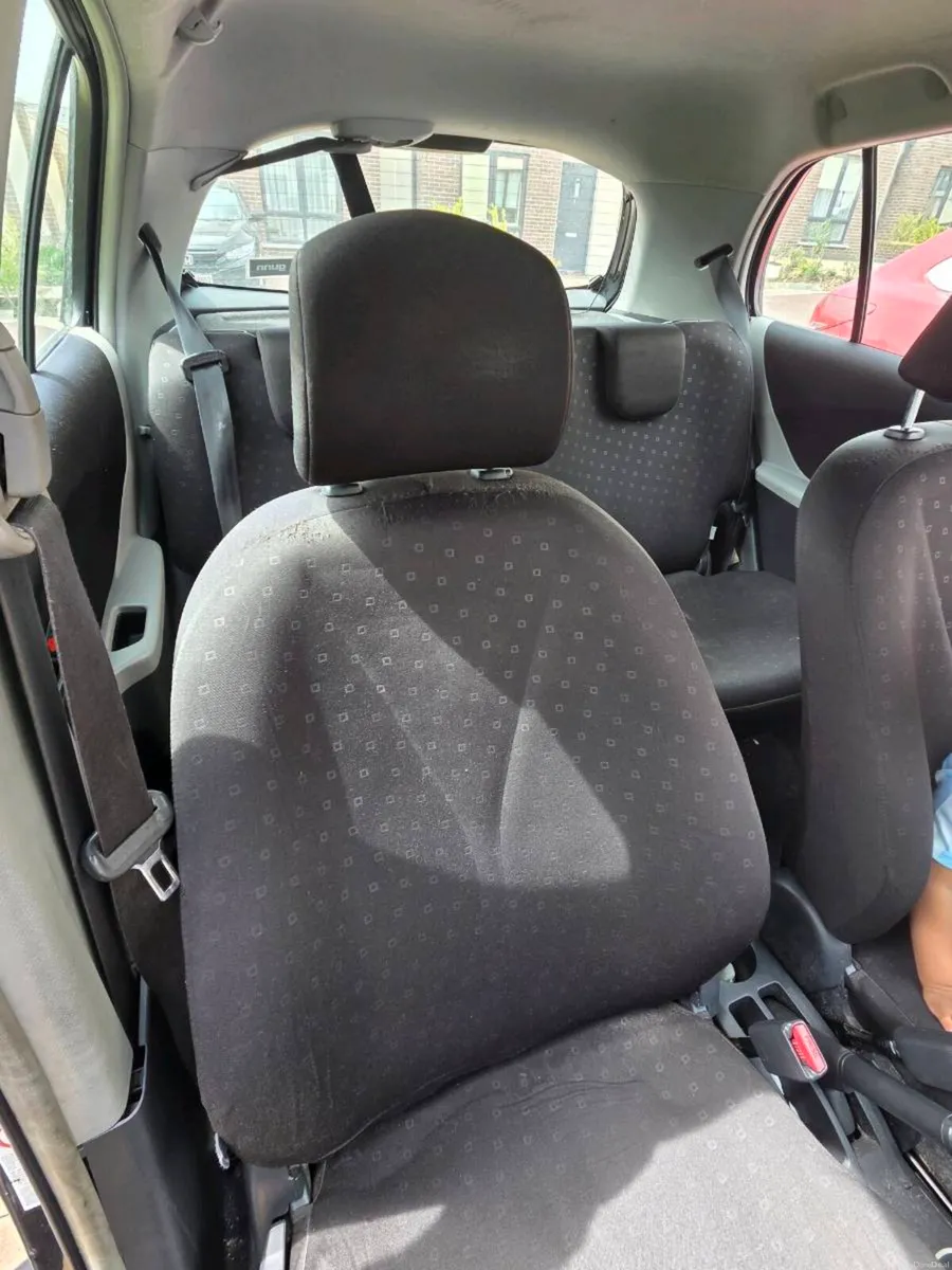 2006 Toyota Yaris - Image 3