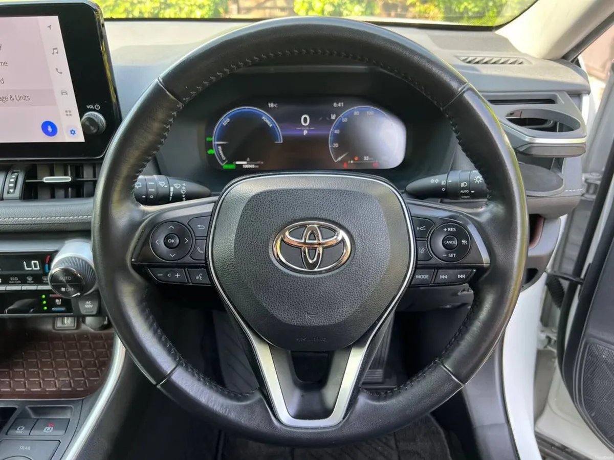 Toyota RAV4 MODELLISTA G-SPEC 2.5 HYBRID AUTO // L - Image 4