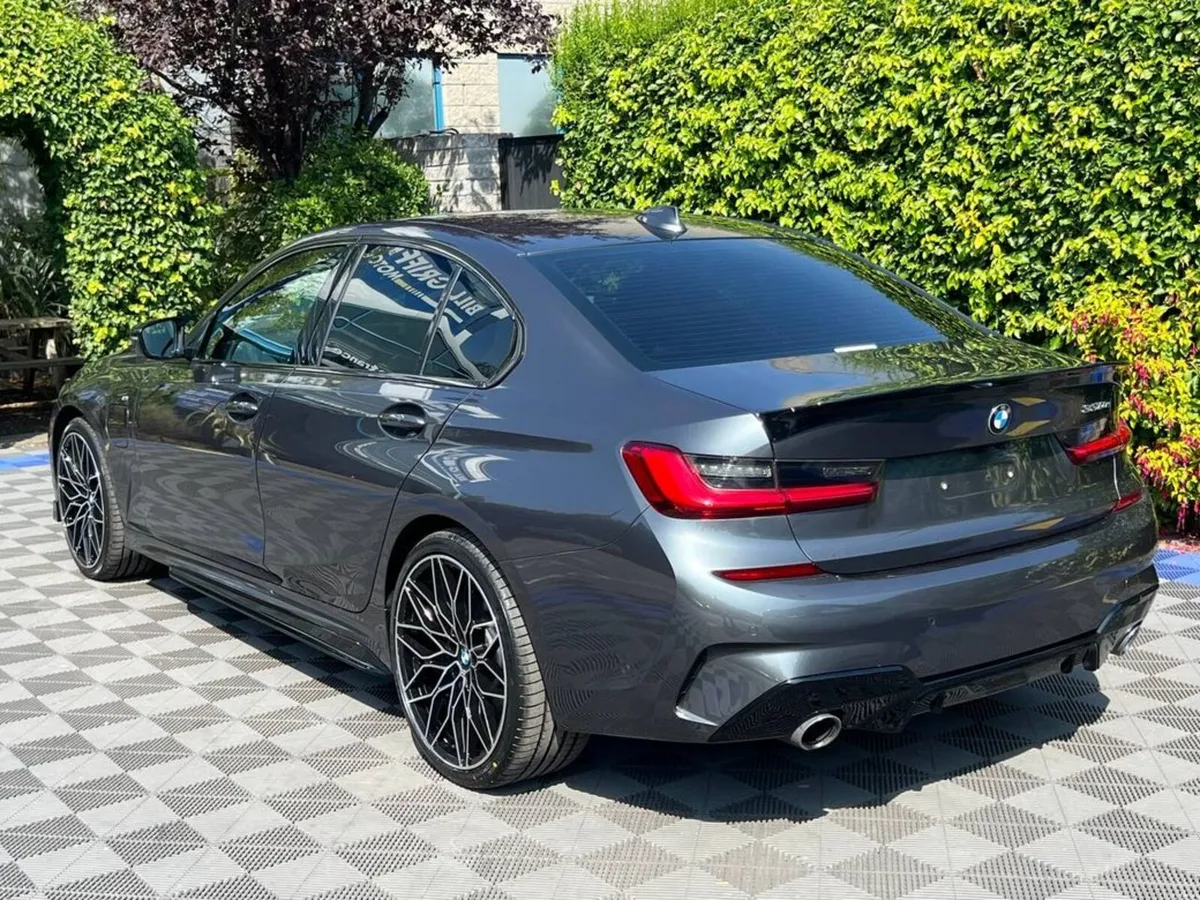 BMW 3-Series 330e M-SPORT COMPETITION 2.0 HYBRID A - Image 5