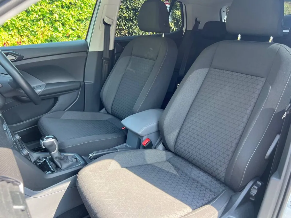 Volkswagen T-Cross STYLE 1.0 TSI AUTO // APPLE CAR - Image 6