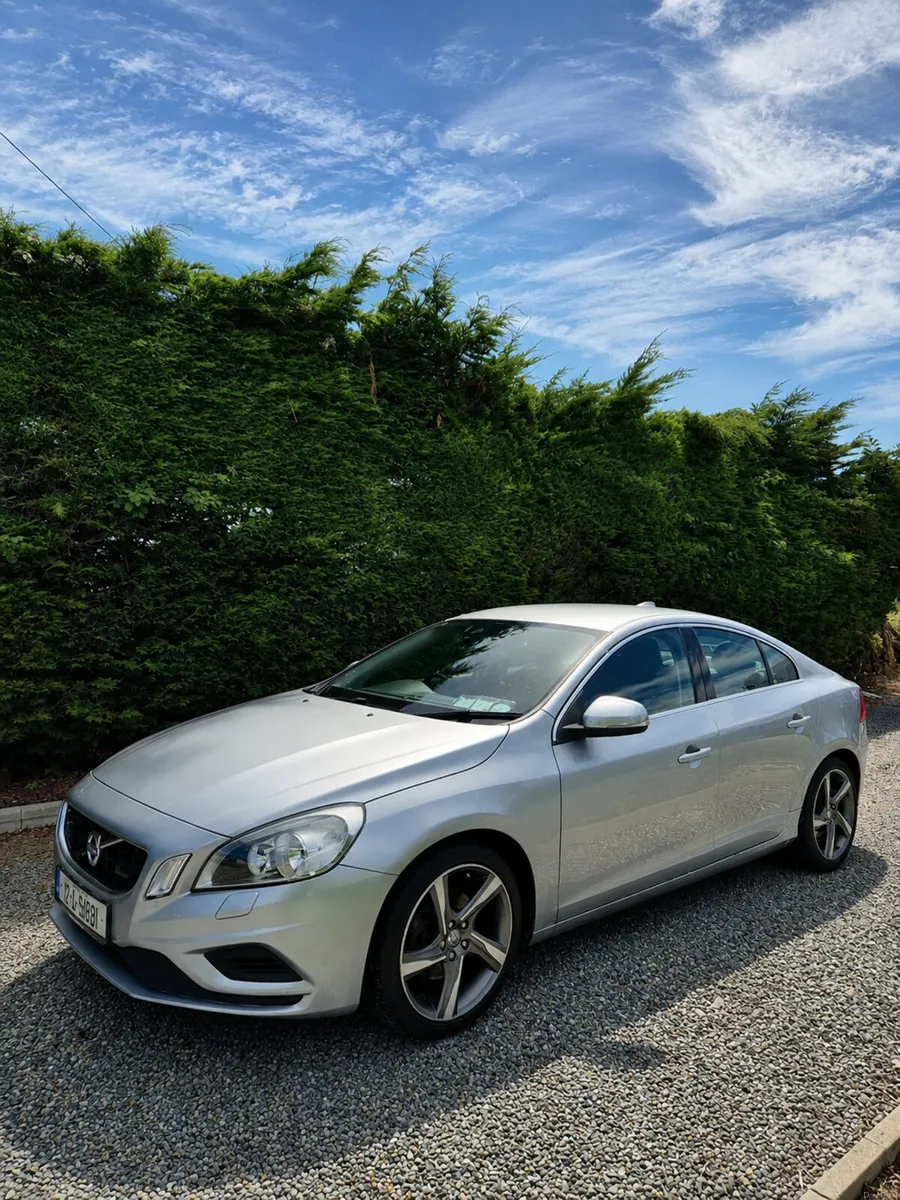 Volvo S60 R-Design - Image 1