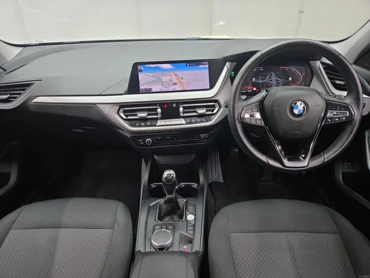 BMW 1-Series 118i Sport Manual - Image 3