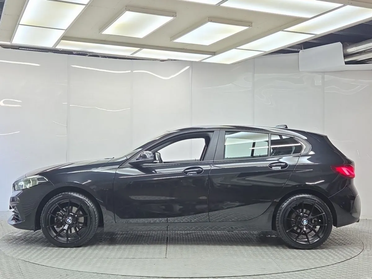 BMW 1-Series 118i Sport Manual - Image 5
