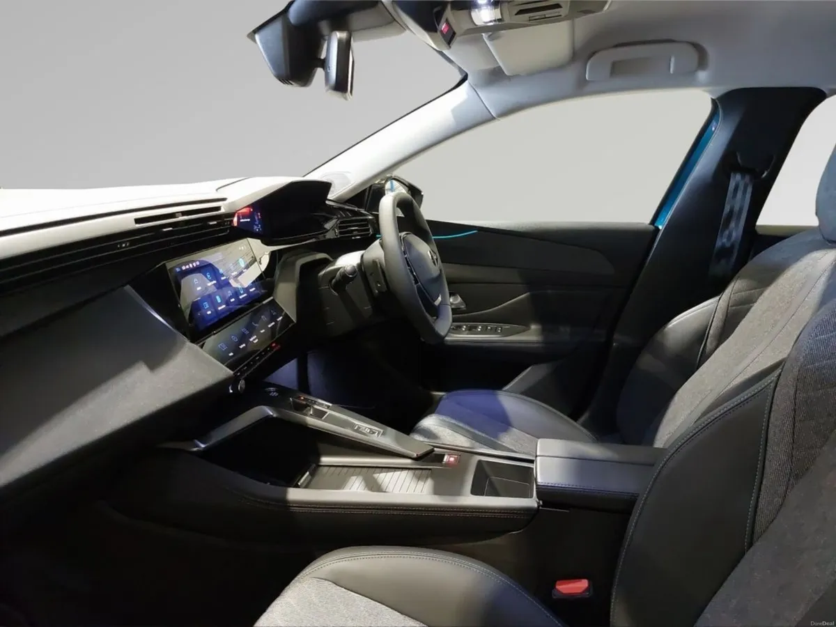 Peugeot 408 1.2 Puretech 130bhp Auto Allure - Image 3