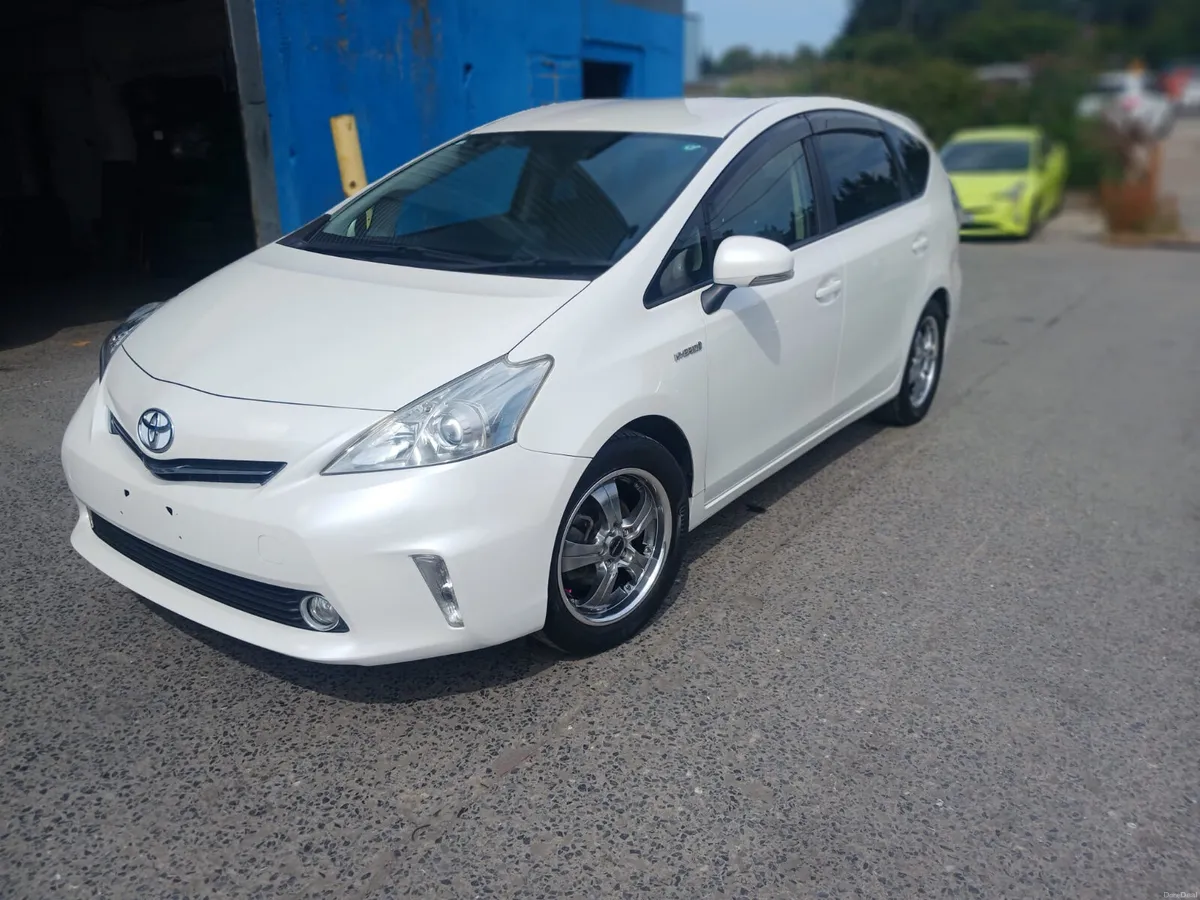 2013 Toyota Prius Hybrid Automatic 7 Seater - Image 1