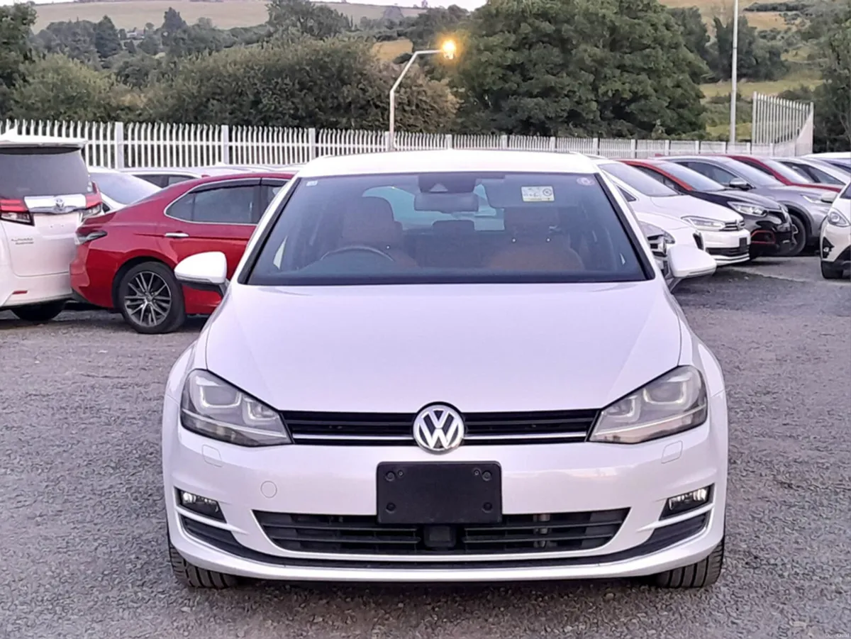 Volkswagen Golf 1.4L TSI Bluemotion Petrol Automat - Image 2