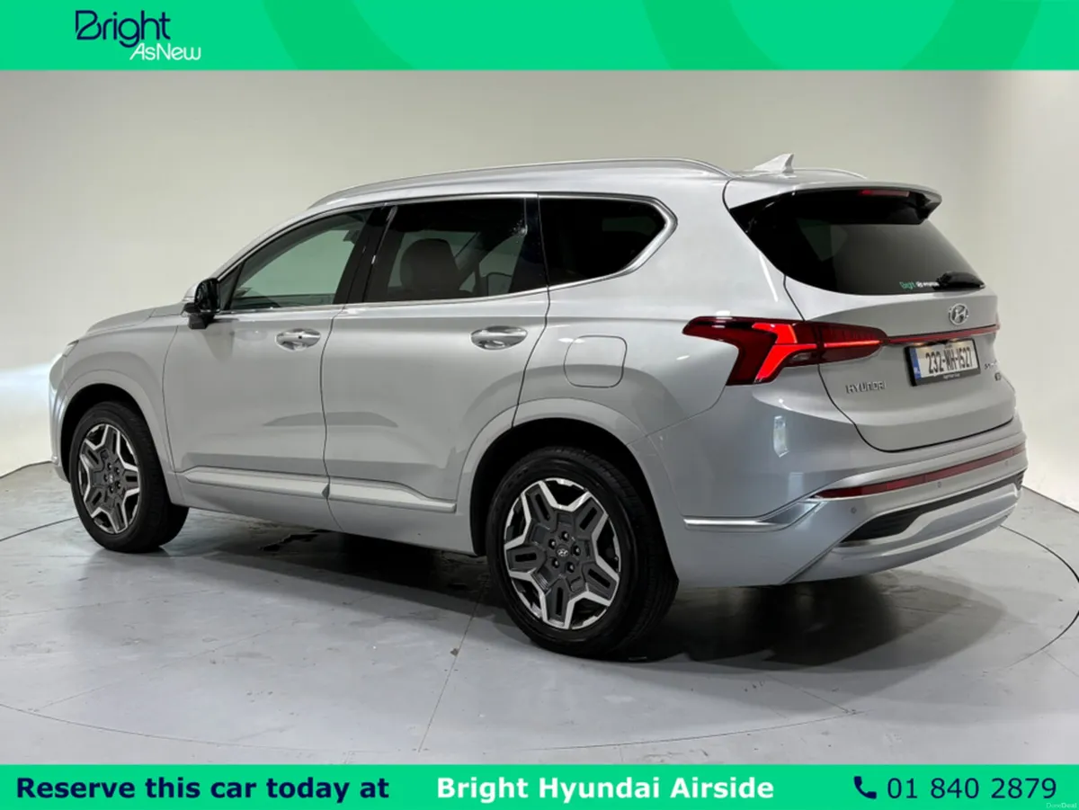 Hyundai Santa Fe PHEV 5DR AUTO - Image 5