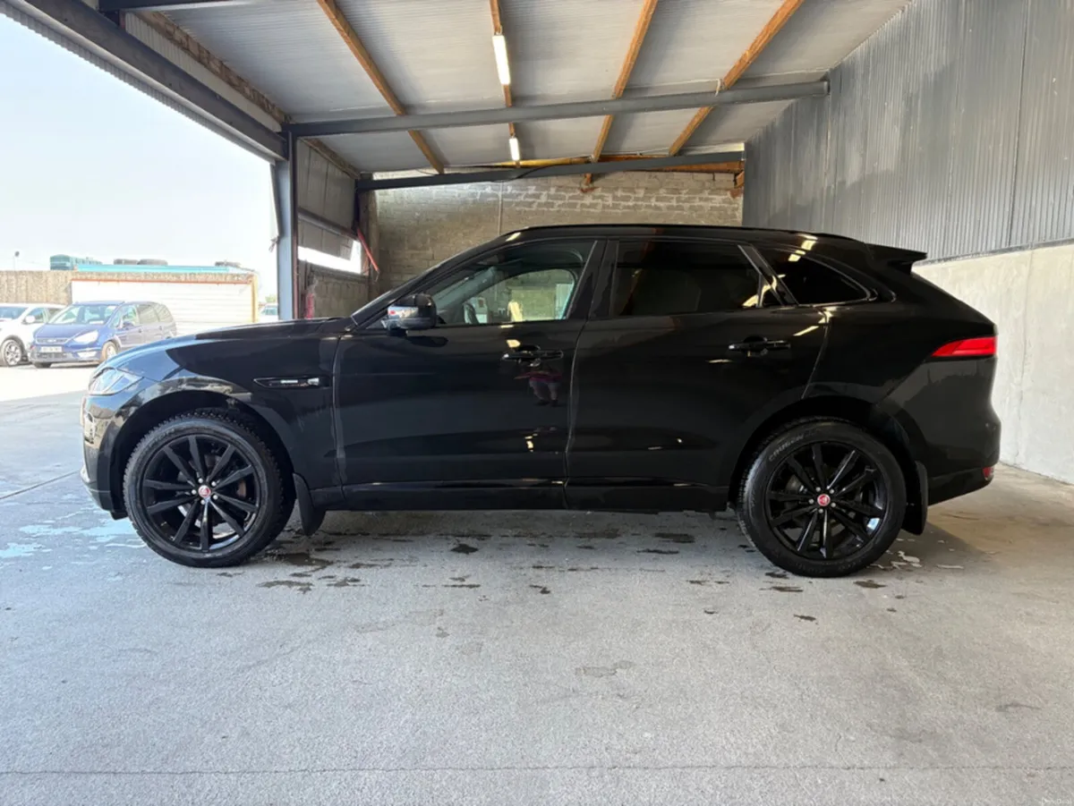 Jaguar F-Pace JAGUAR F-PACE 2.0 D R-SPORT 240PS AW - Image 4