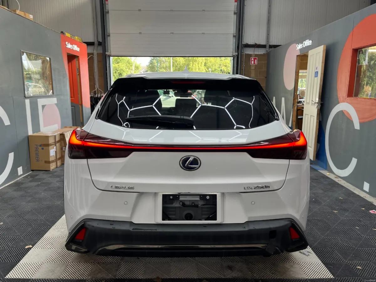 Lexus UX 2021 LEXUS UX 250H F SPORT 2.0 AUTOMATIC - Image 3