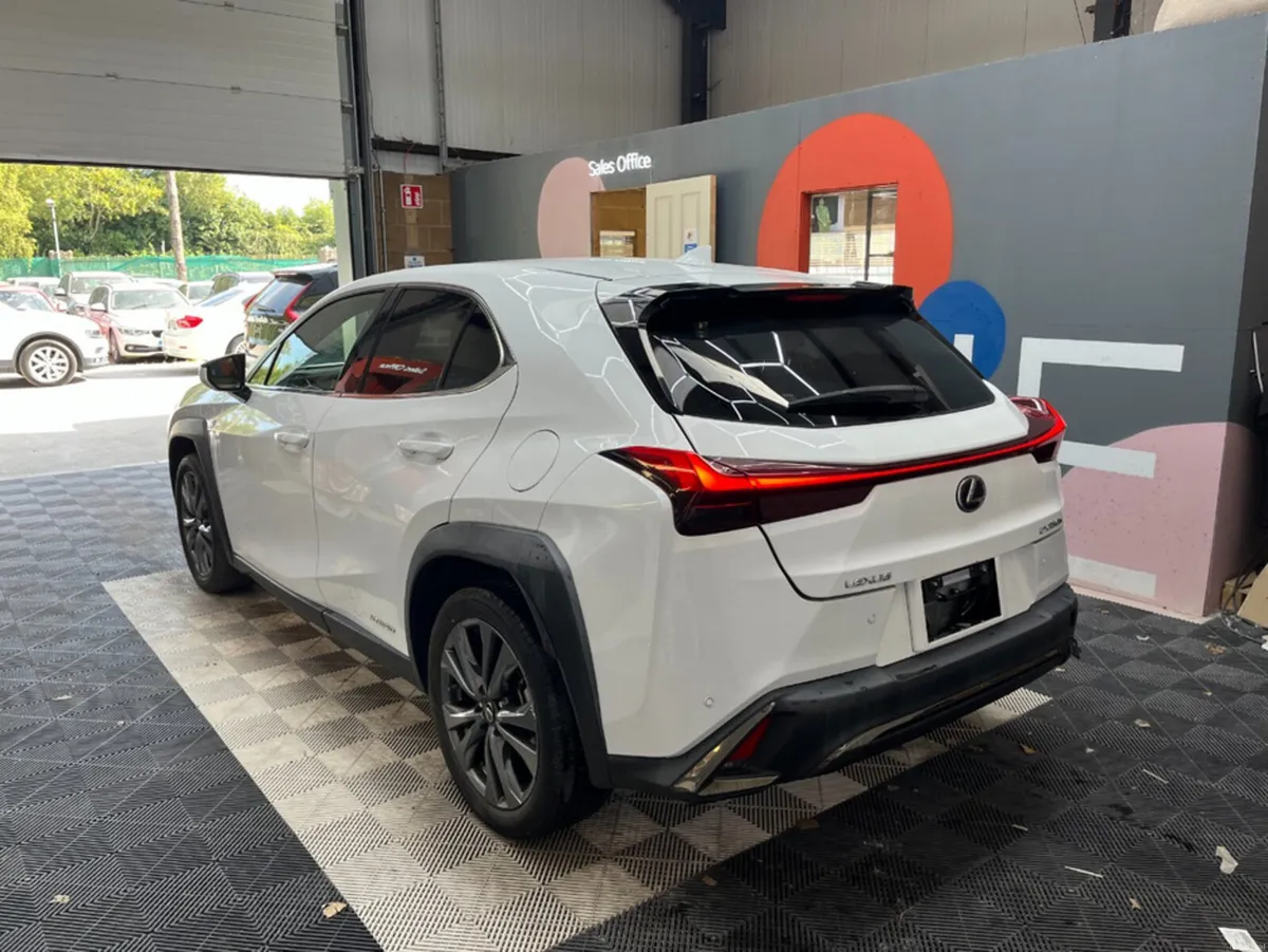 Lexus UX 2021 LEXUS UX 250H F SPORT 2.0 AUTOMATIC - Image 4