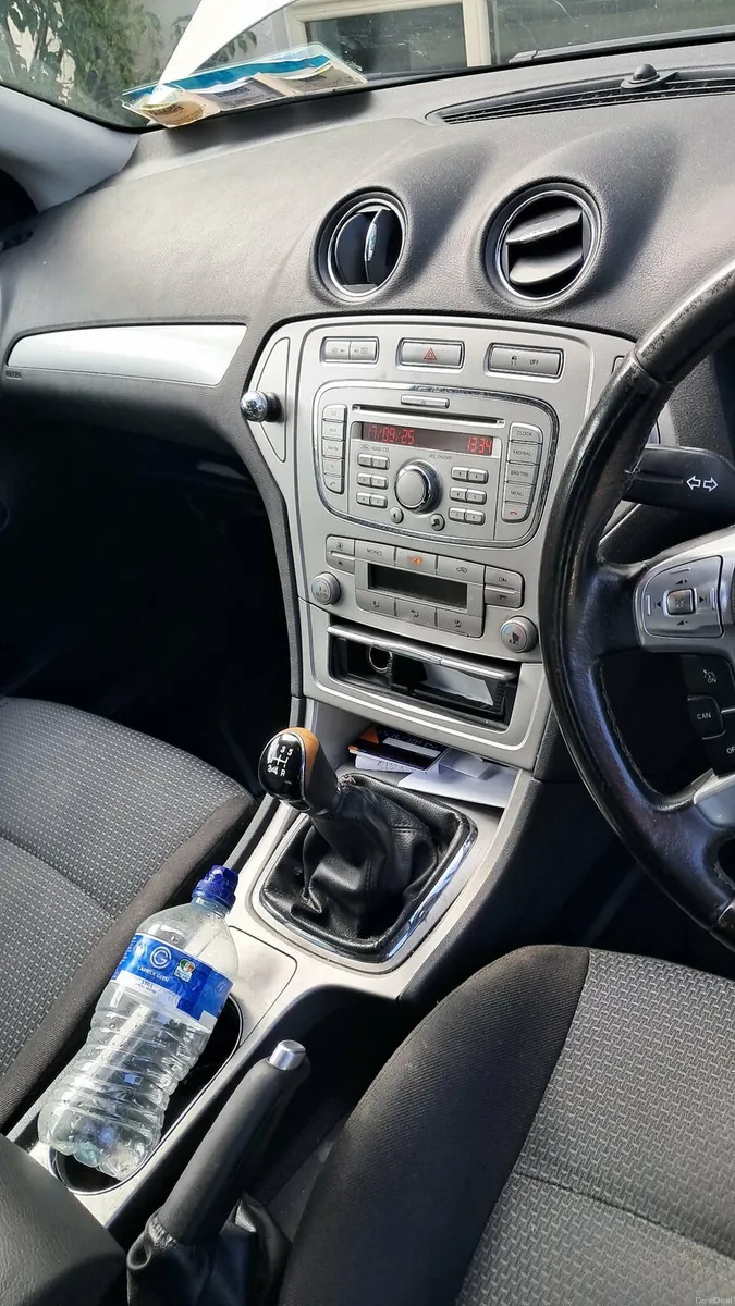 Ford mondeo - Image 2
