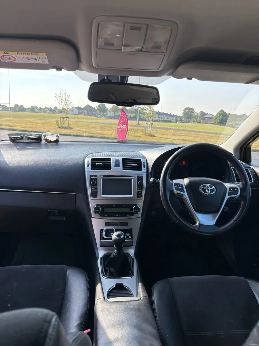 Toyota Avensis D4D - Image 6