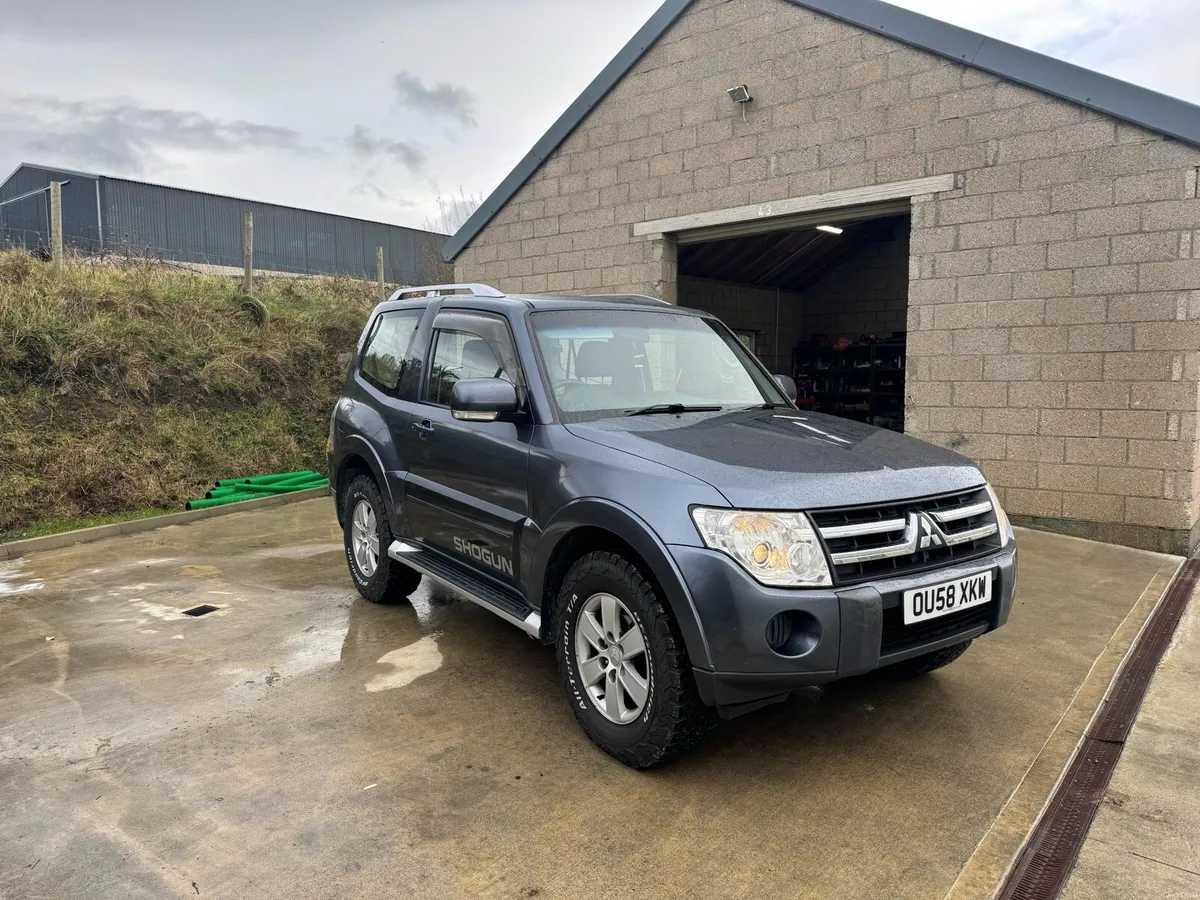Mitsubishi Shogun swb - Image 2