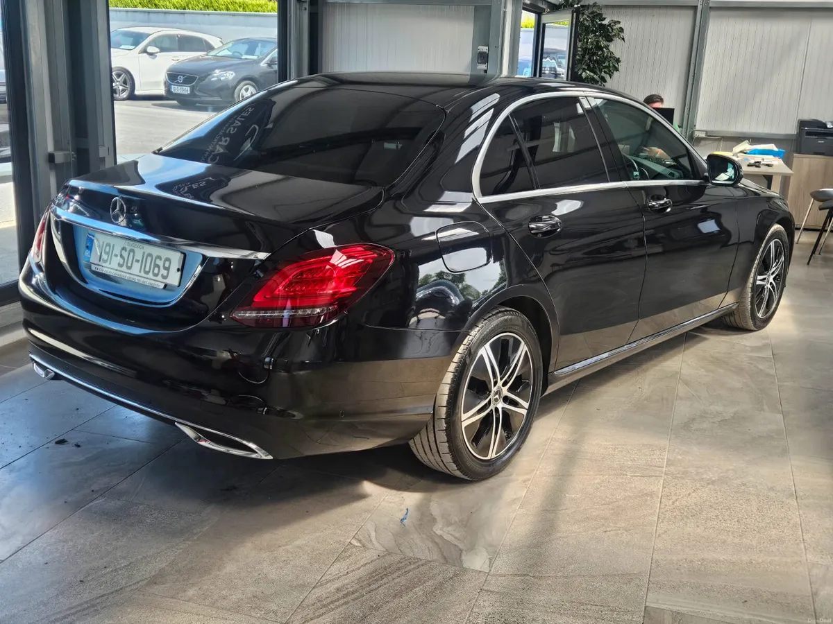 19MERCEDES BENZ C-CLASS C220 SPORT - Image 2
