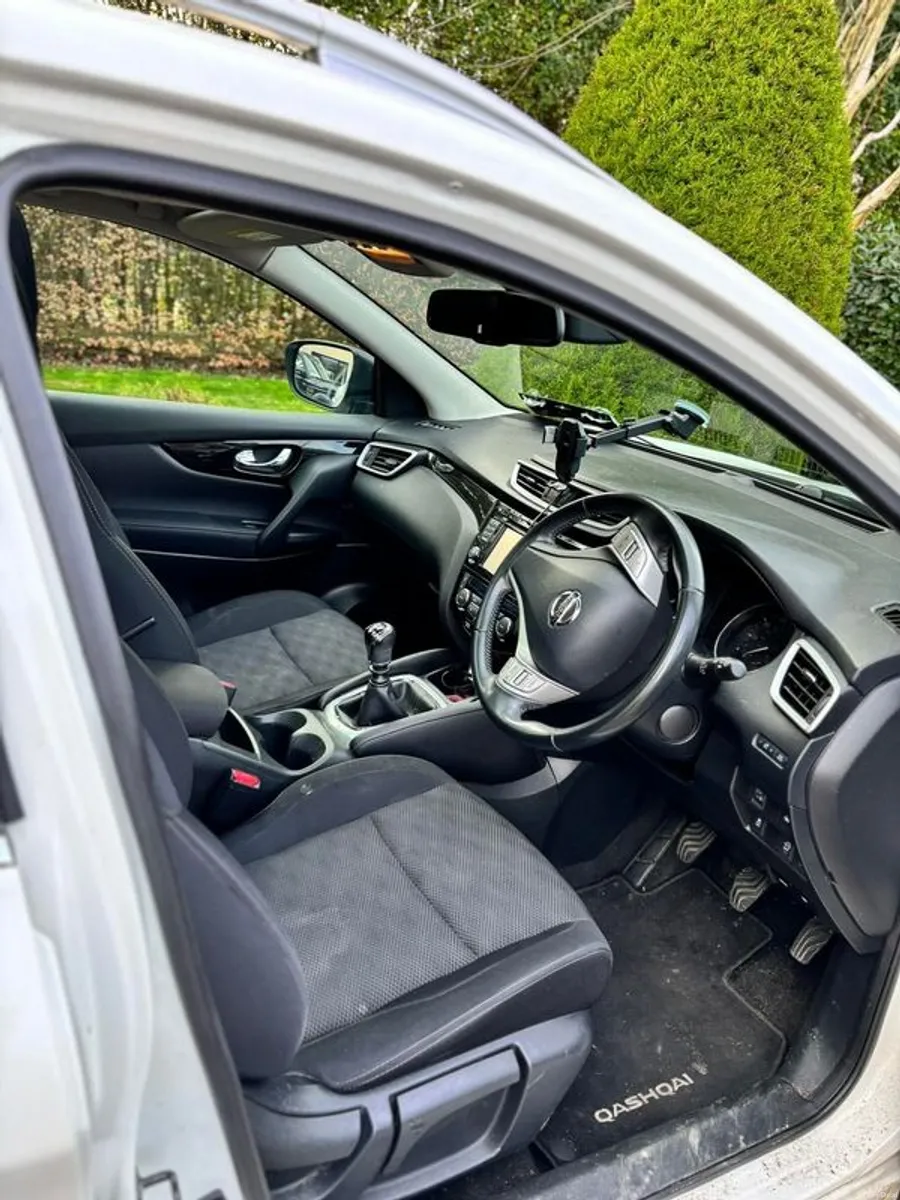 2016 Nissan Qashqai - Image 3