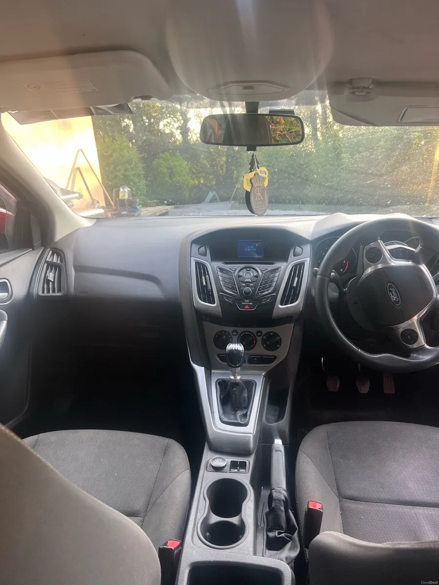 2011 Ford focus - Image 2