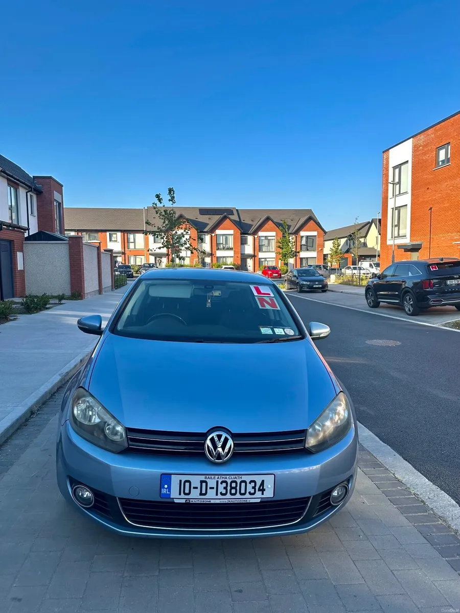 Volkswagen Golf 2010 - Image 3