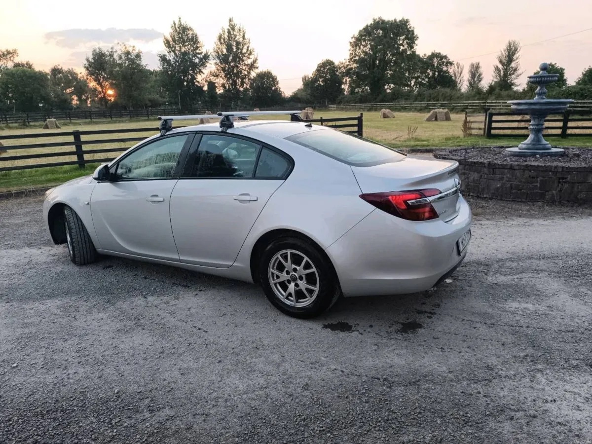 Opel insignia 14 months NCT + tax - Image 4