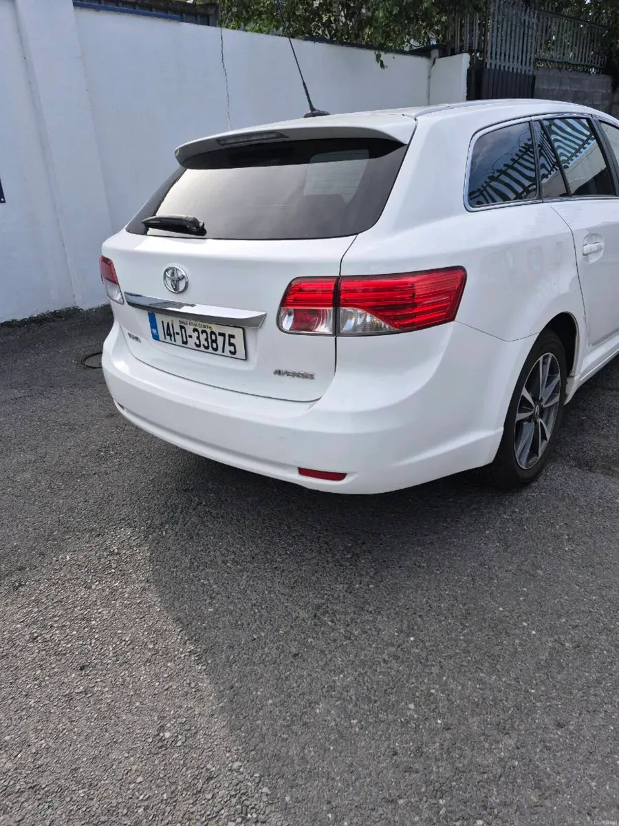Car - Image 4