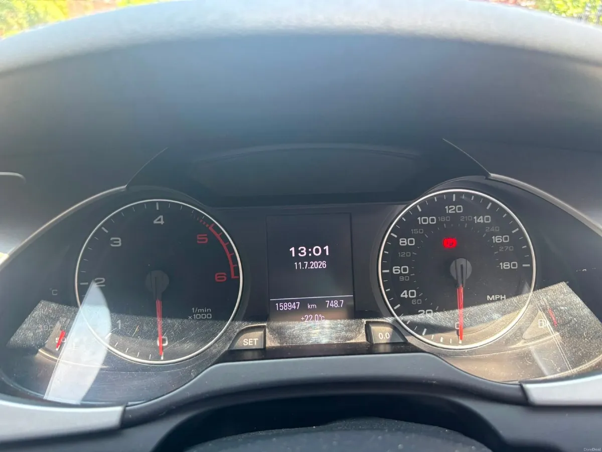 Audi A4 2011 - Image 2