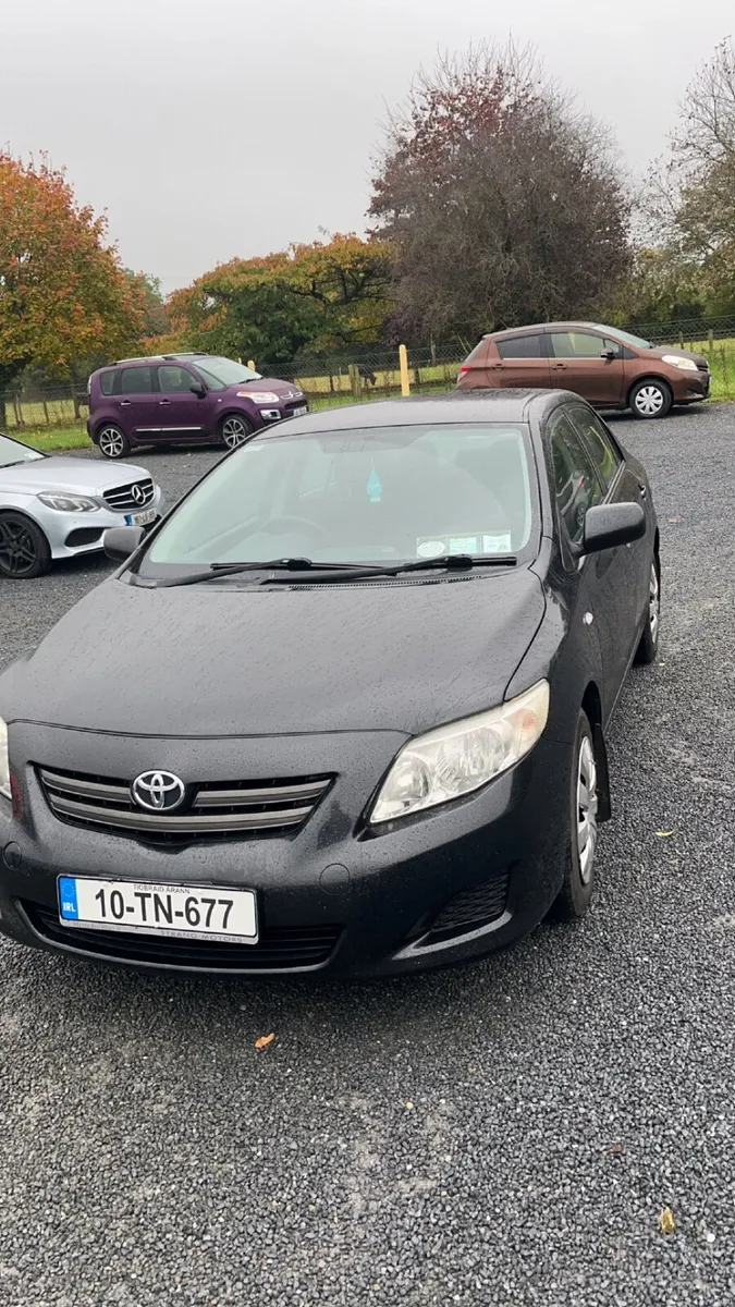Toyota Corolla 2010 - Image 1