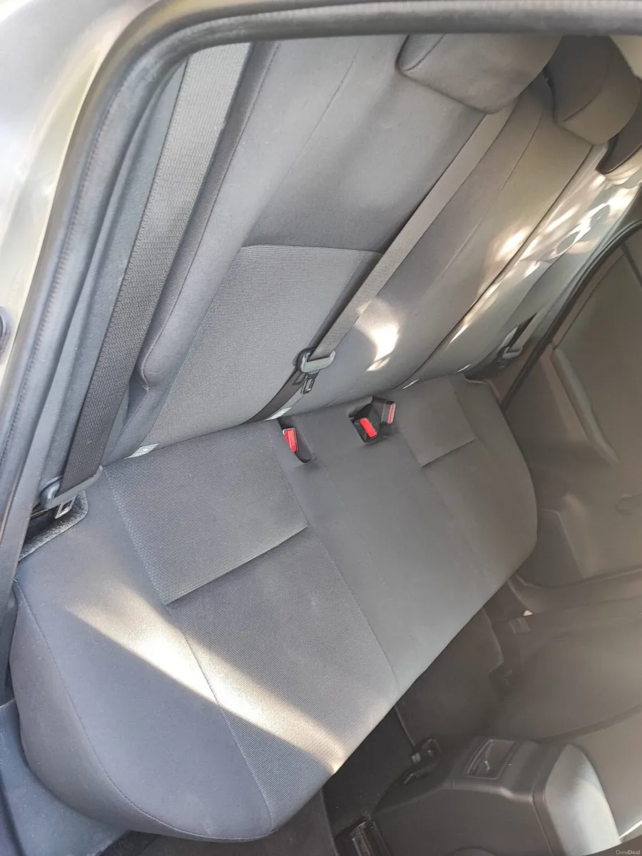 Toyota Auris Low Milage!! - Image 6