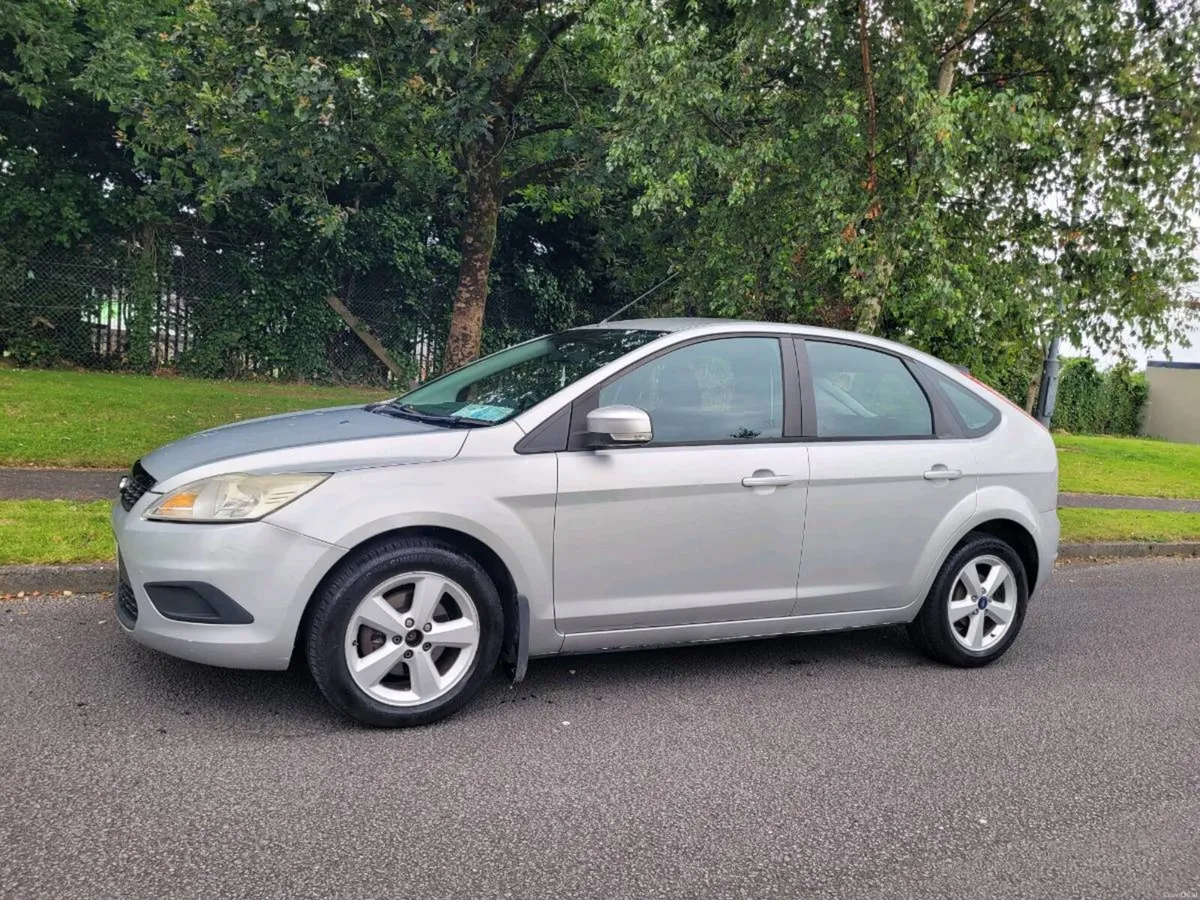 2010 FORD FOCUS NEW NCT LOW MILEAGE. - Image 1