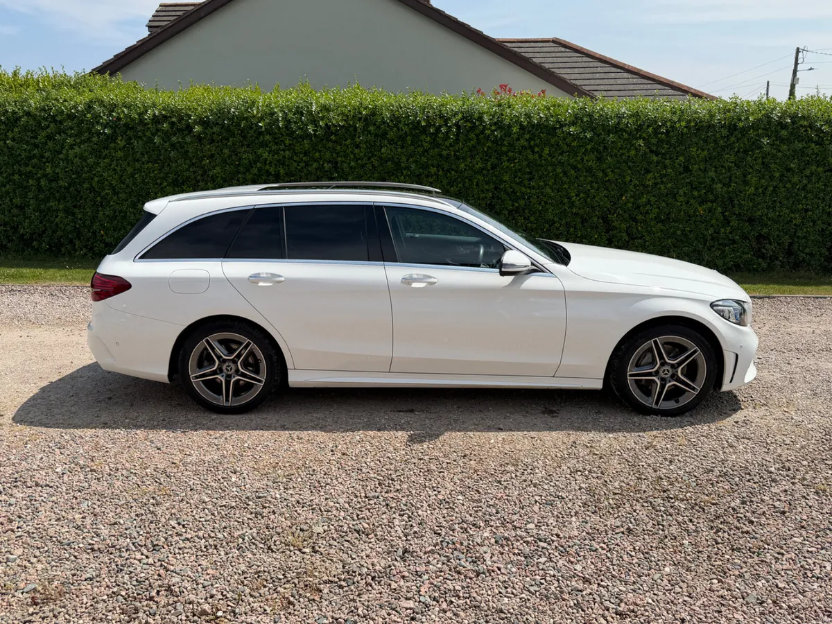 Mercedes-Benz C220 AMG line Estate - Image 3