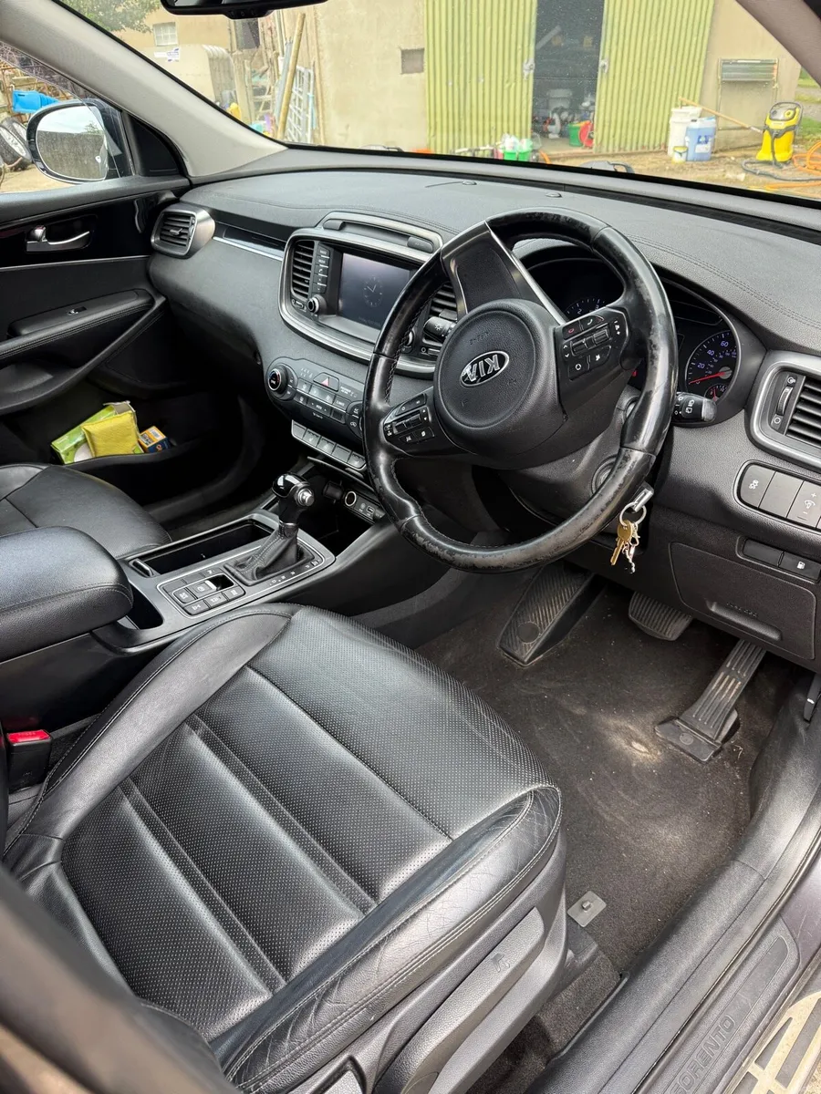 Kia Sorento - Image 2