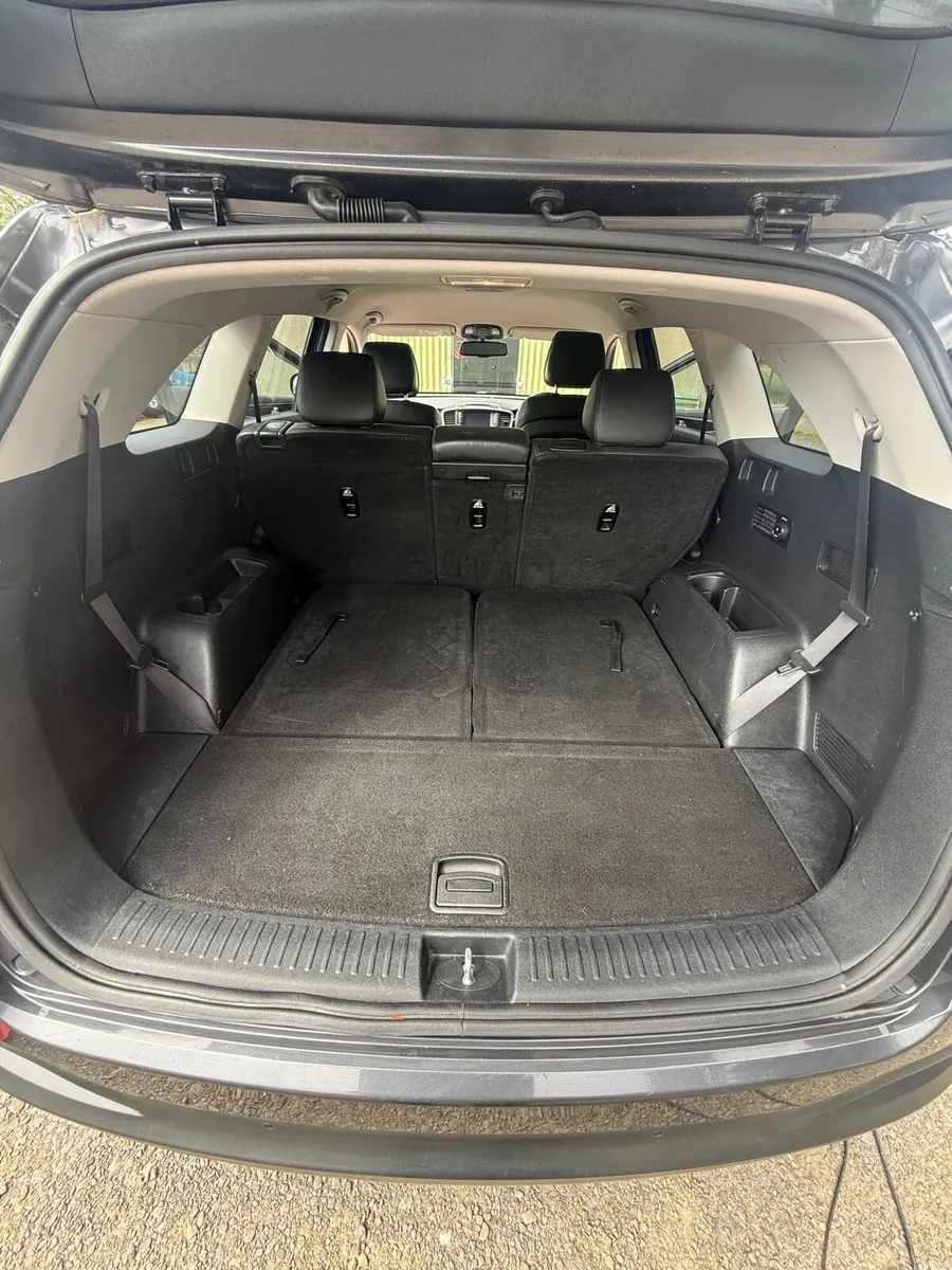 Kia Sorento - Image 6