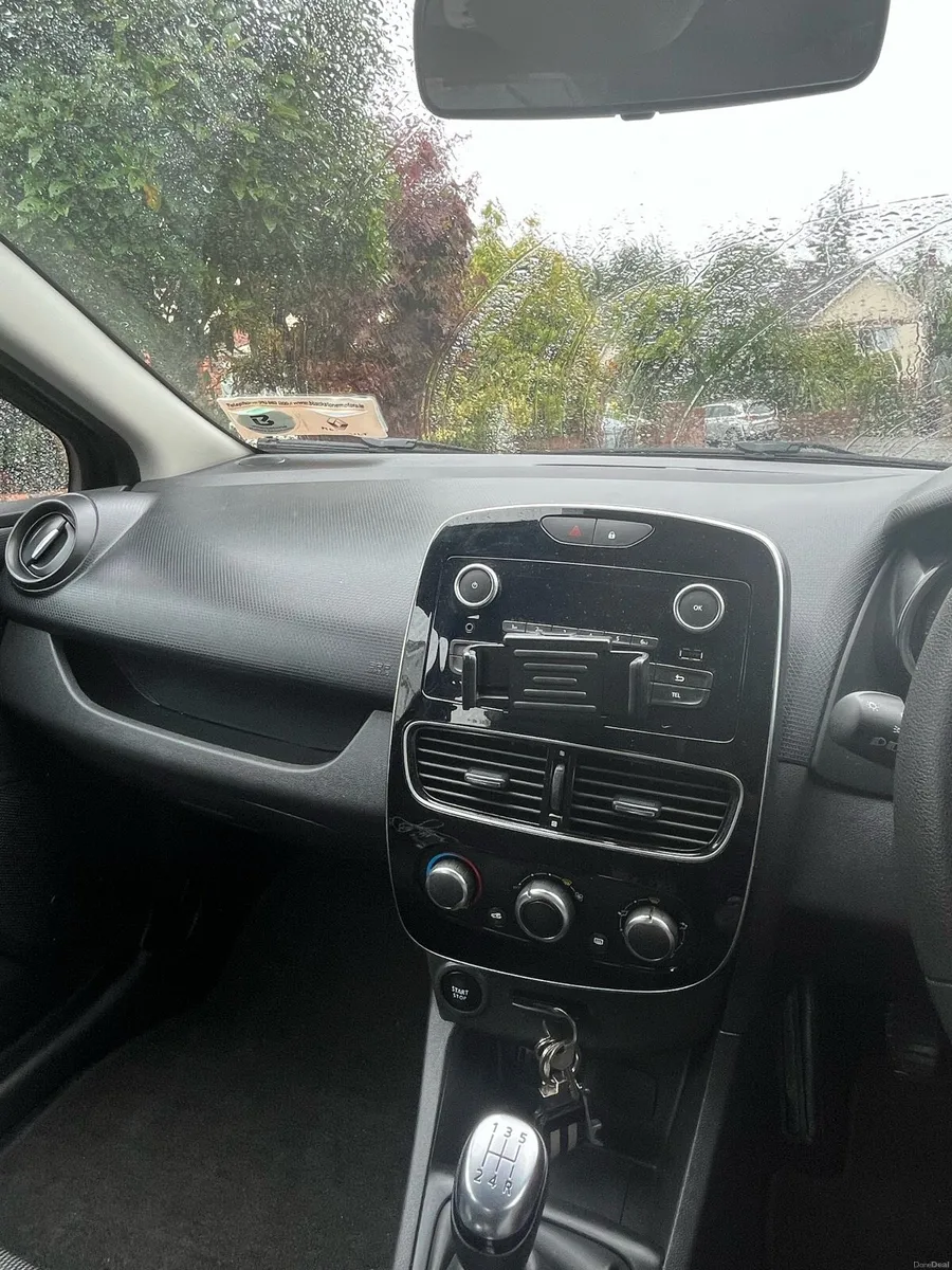 Renault Clio - Image 6