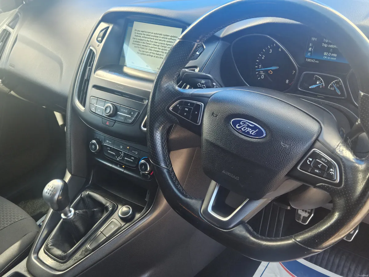 2017 Ford Focus ST Line | NCT Tested, 1.0 Petrol - Image 6