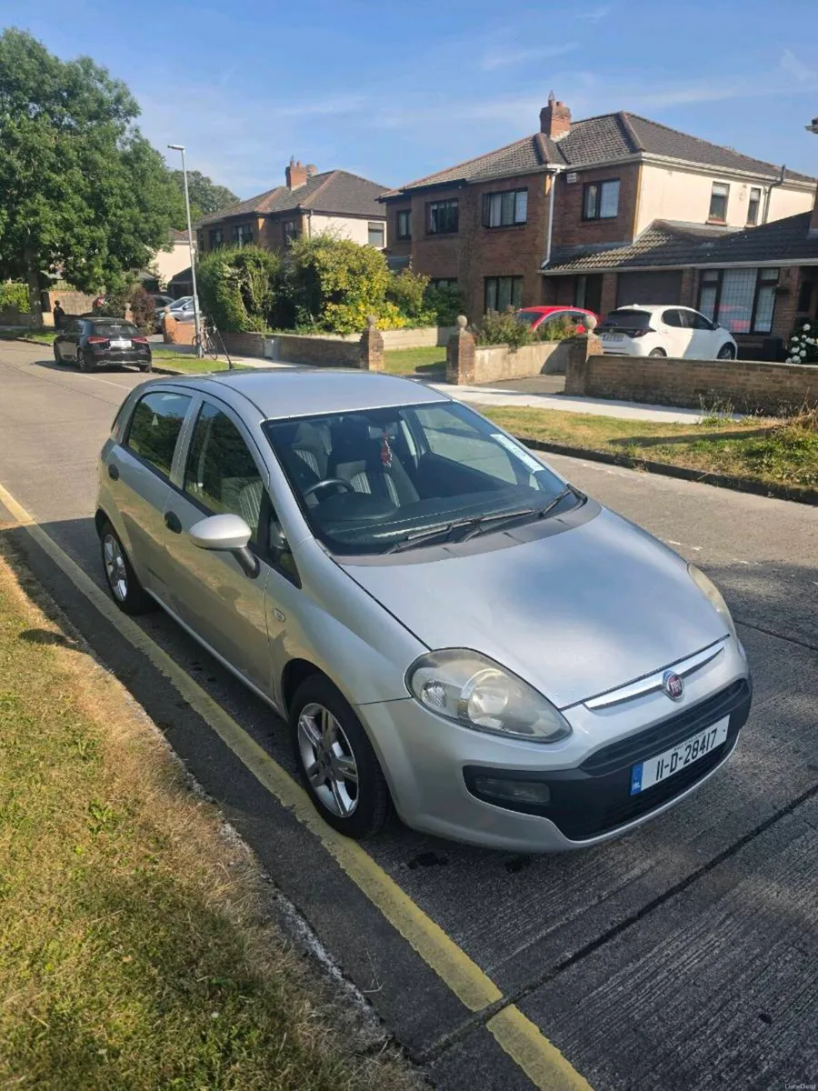 Fiat Punto Evo Diesel - Image 2