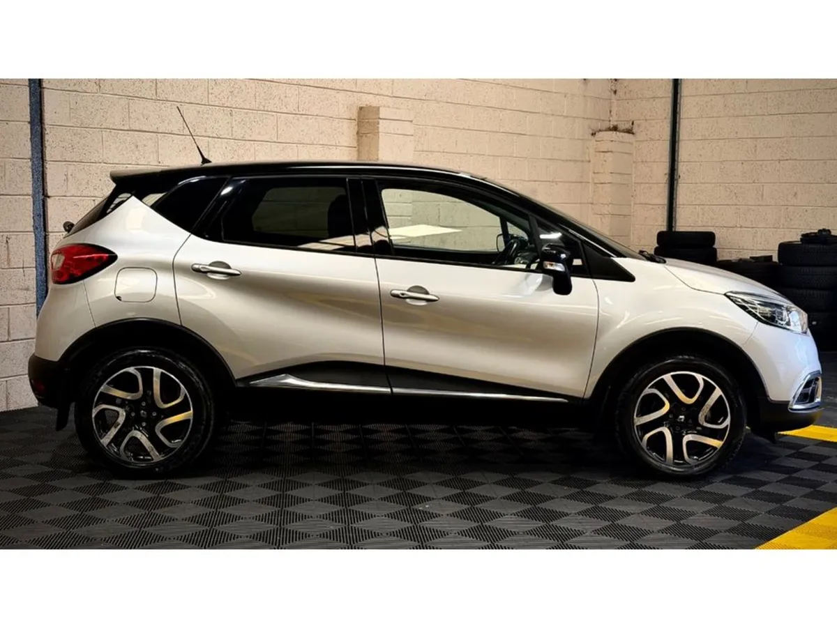 Renault Captur INTENSE 1.5 DCI 90 EU6M 4DR - Image 5