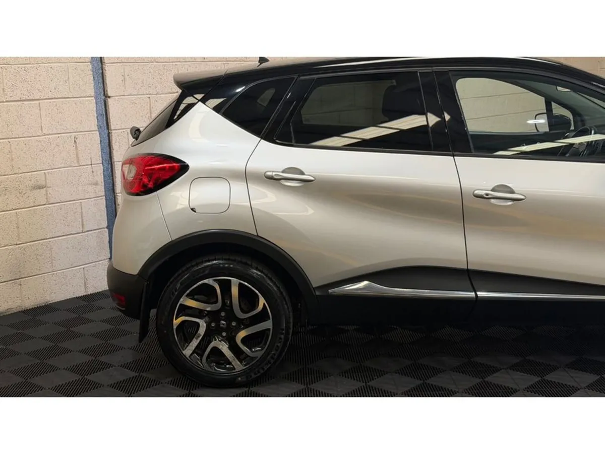 Renault Captur INTENSE 1.5 DCI 90 EU6M 4DR - Image 6