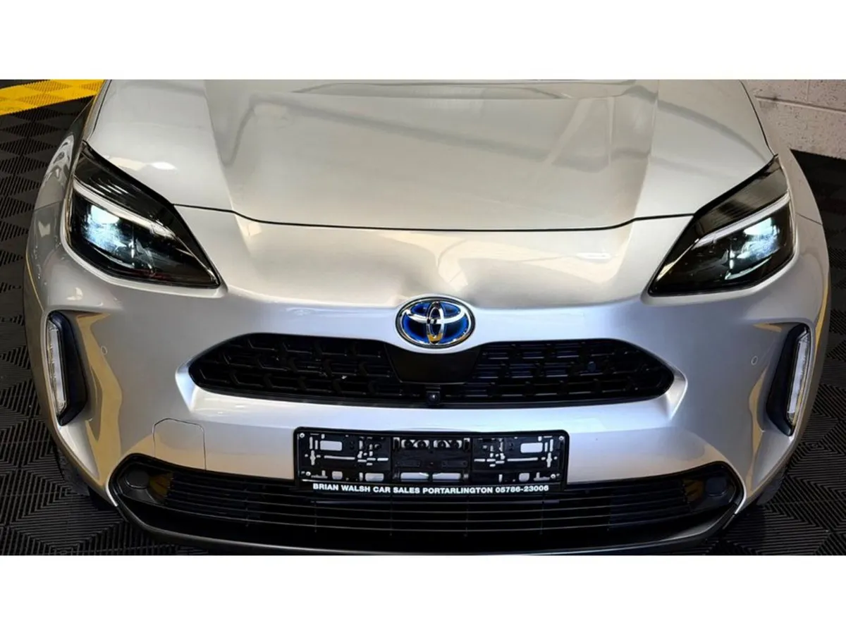 Toyota Yaris Cross 1.5 HYBRID G - Image 4