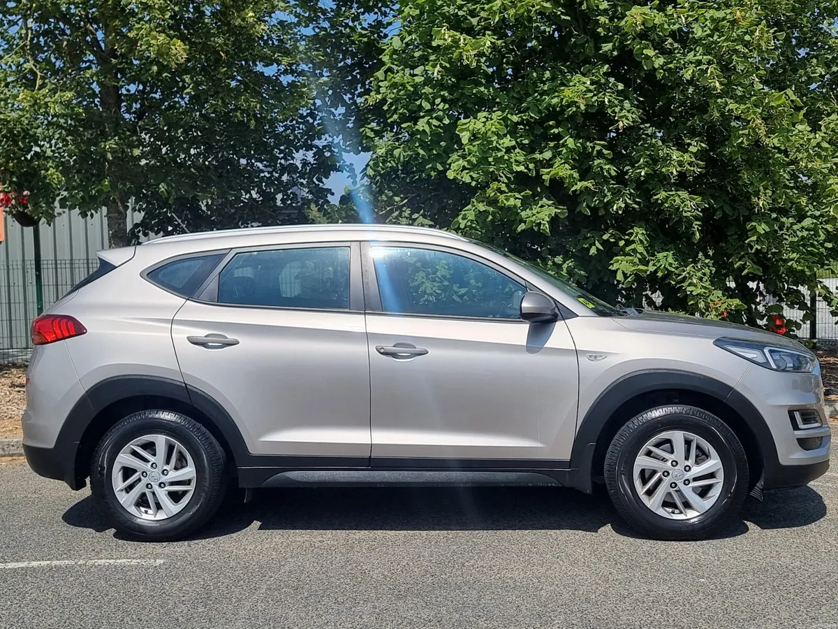€15900Hyundai Tucson 2020 diesel ⛽️ nct&tax €15900 - Image 1
