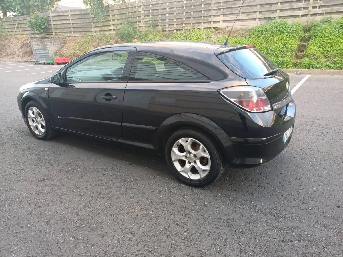 Vauxhall Astra 06, 1.4petrol, Gtc, new NCT - Image 3