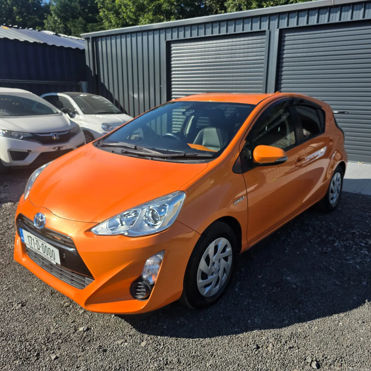Toyota Aqua Hybrid Automatic 2017 Low Miles - Image 3