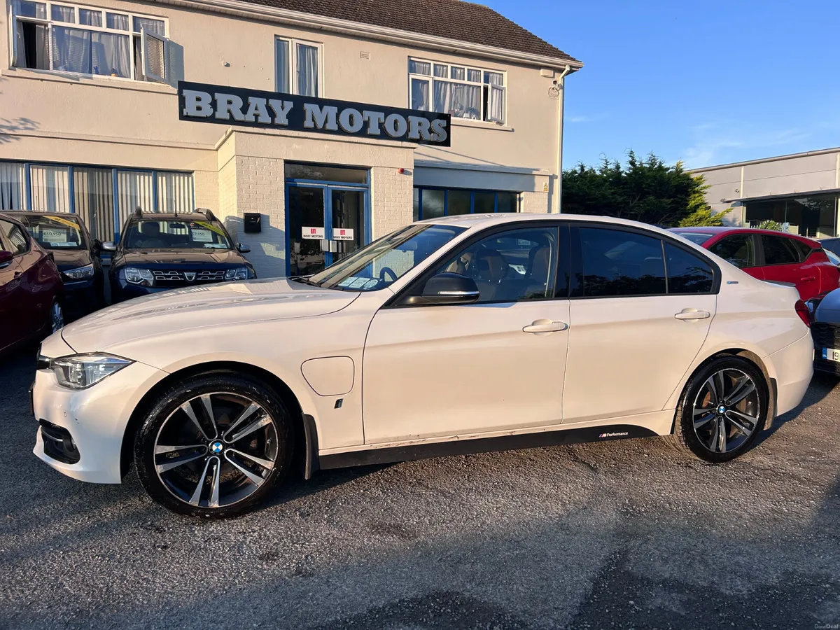 2018 BMW 330e HYBRID SPORT SHADOW EDITION AUTO - Image 1