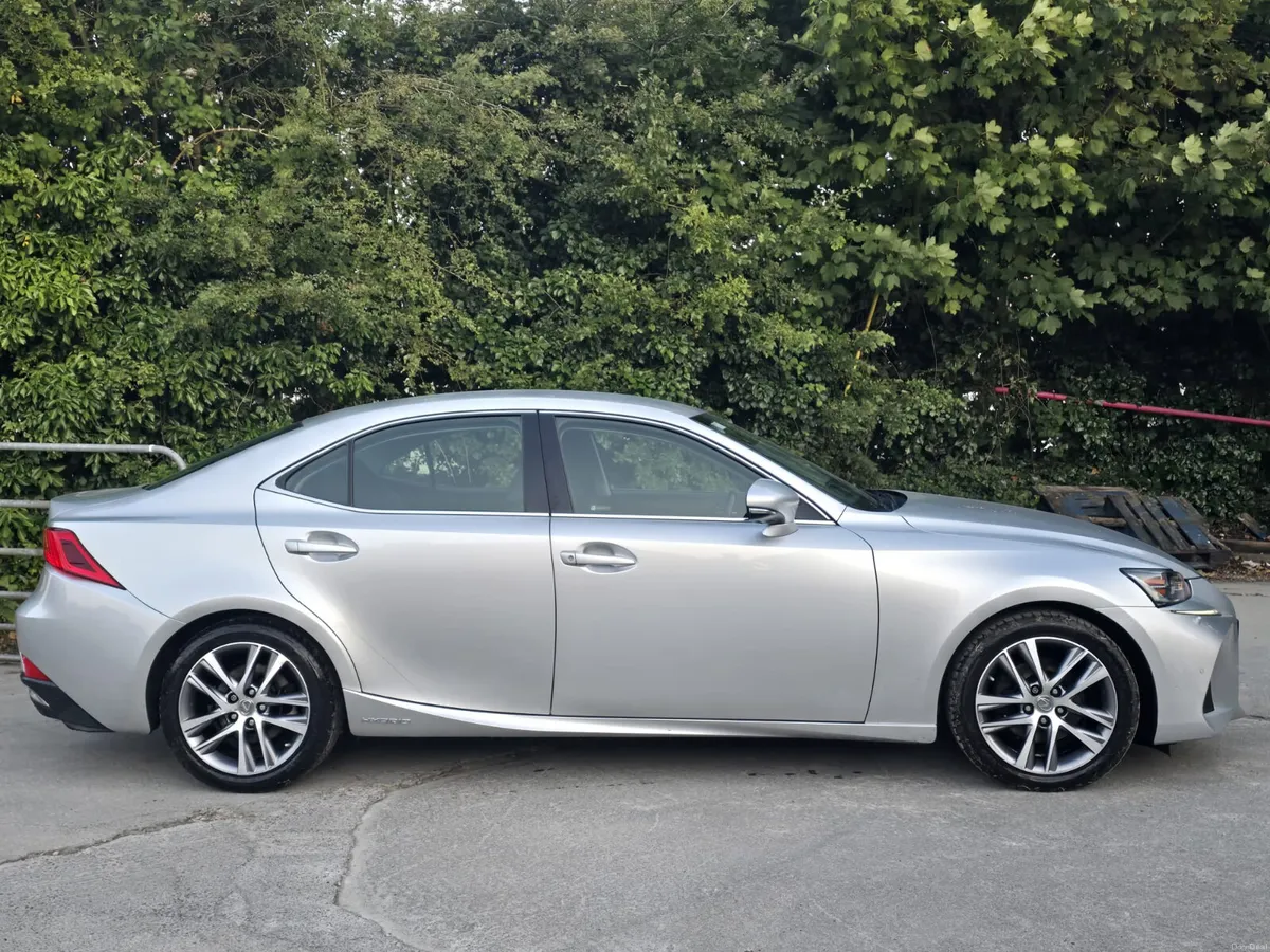 Lexus IS 2020 hybrid automatic nct&tax €21900 - Image 2