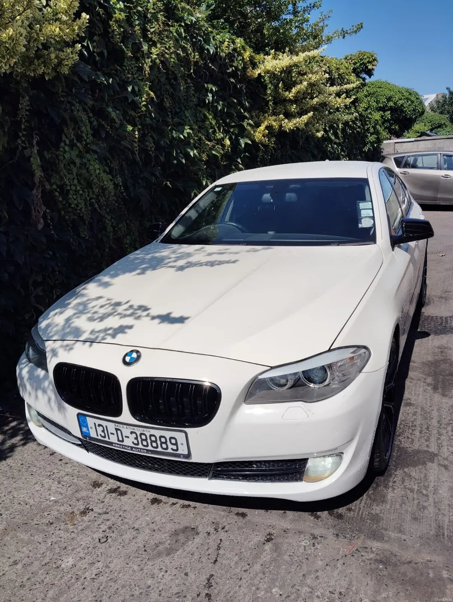 2013 BMW 520D Automatic Twin Turbo - Image 3