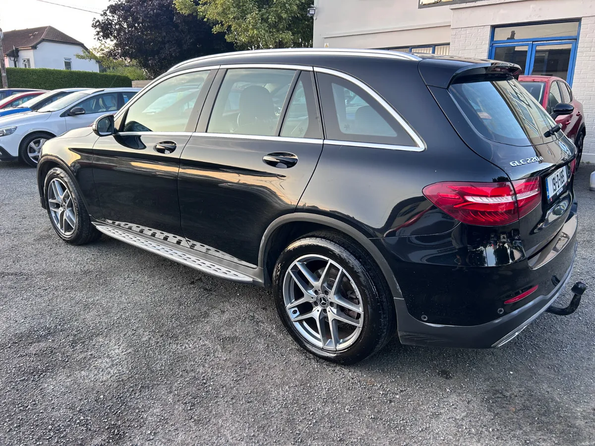 2019 MERCEDES GLC 220d AMG 4MATIC - Image 5