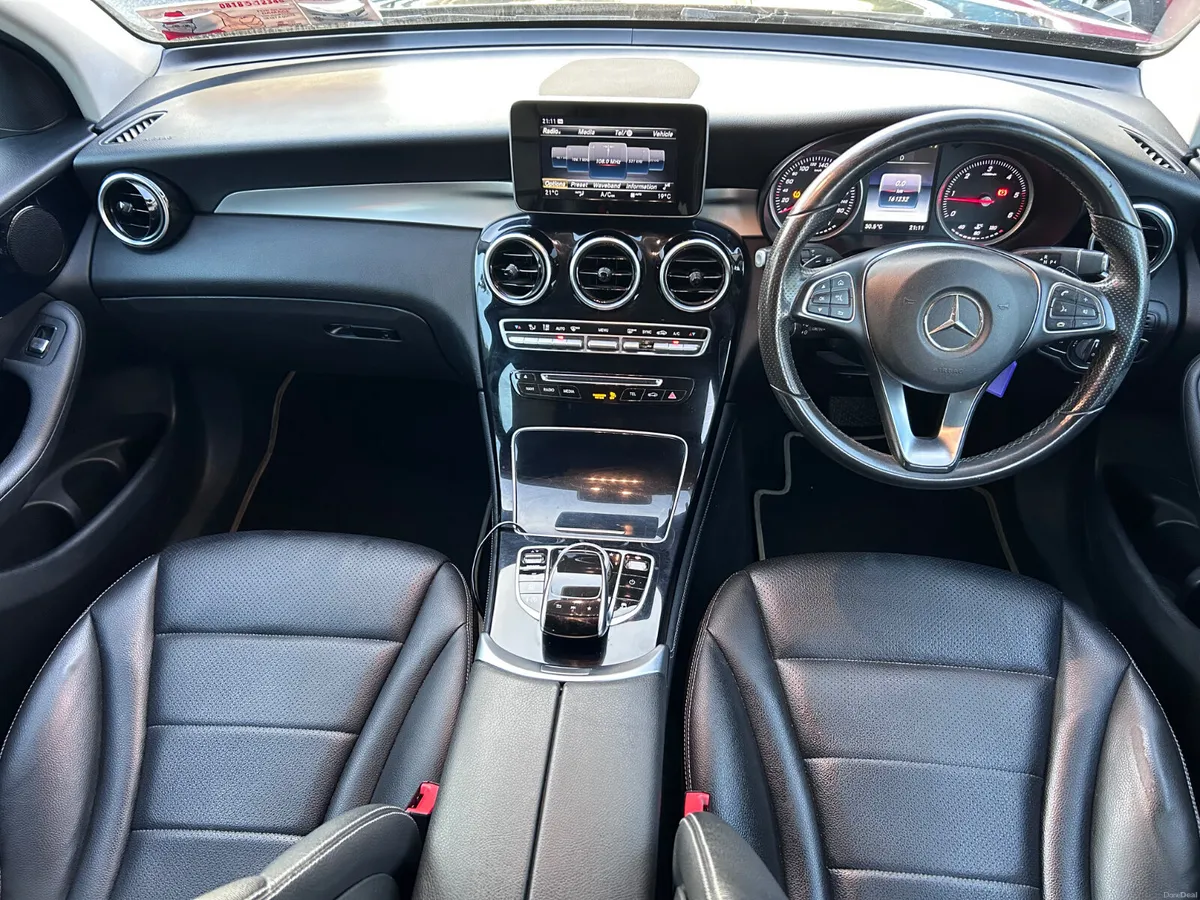 2019 MERCEDES GLC 220d AMG 4MATIC - Image 2