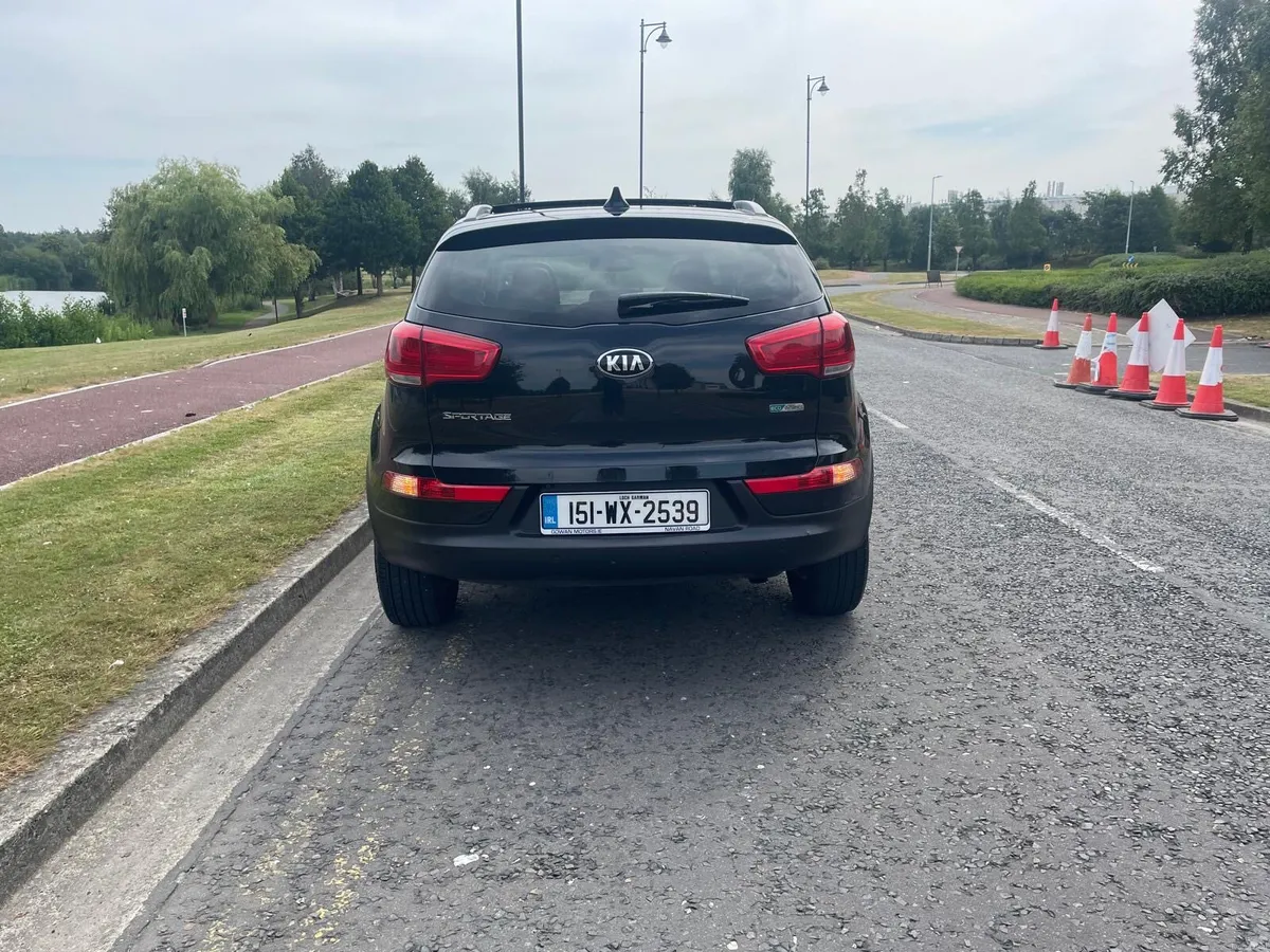 KIA SPORTAGE 1.7 CDI PLATINUM FRESH NCT 9/27 - Image 4