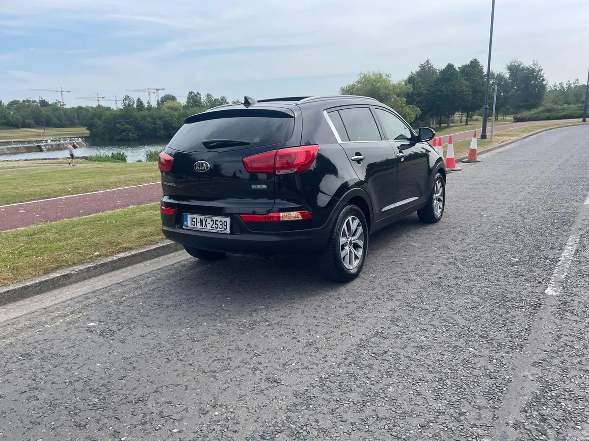 KIA SPORTAGE 1.7 CDI PLATINUM FRESH NCT 9/27 - Image 6