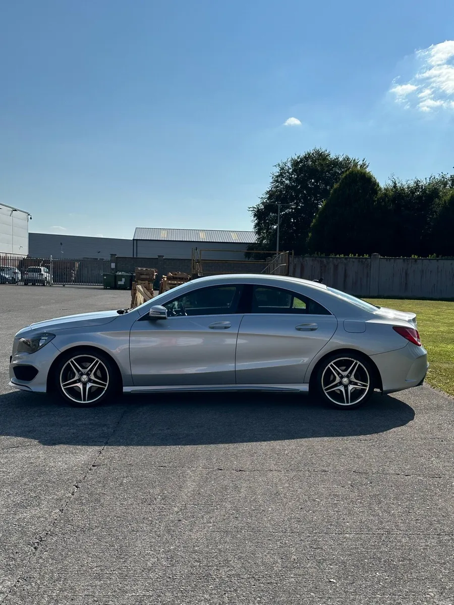 Mercedes CLA 220d AWD AMG Line - Image 4